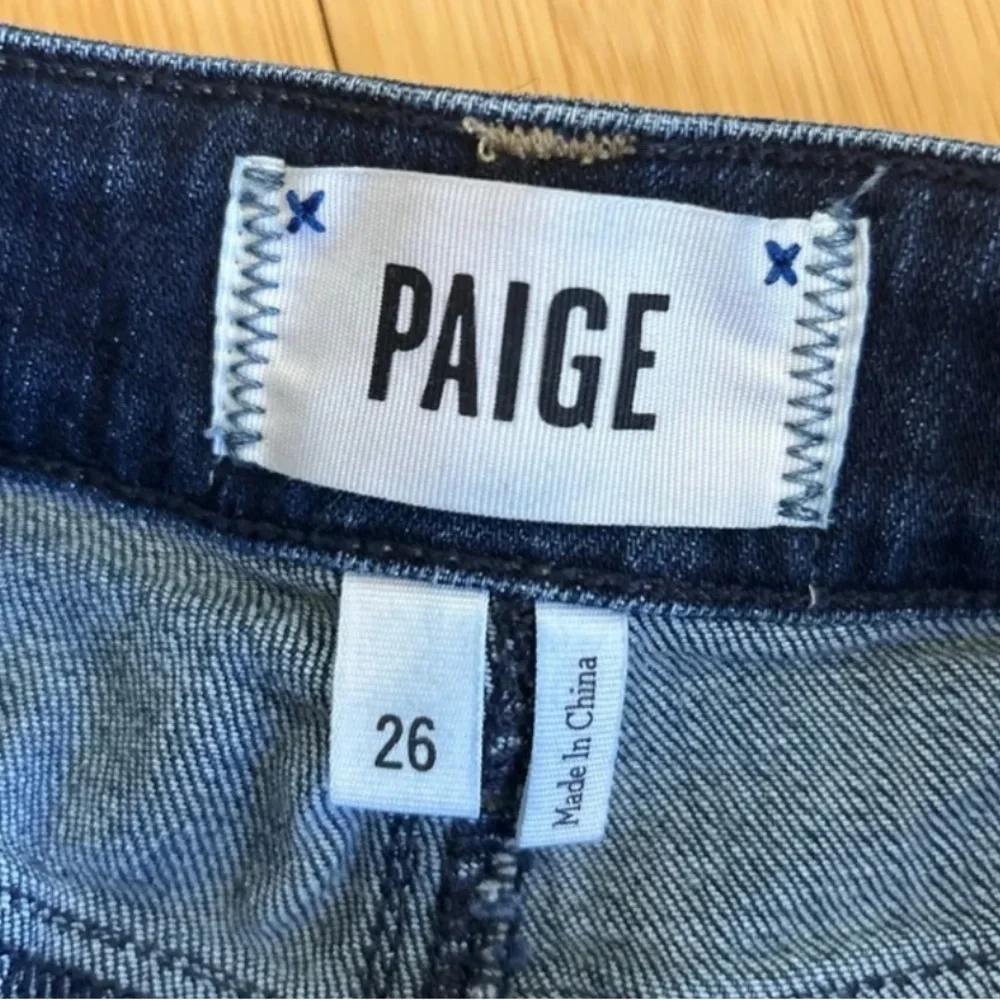 Paige Catalina Jean Shorts Dark Wash Low Rise